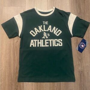 MLB The Oakland A’s Athletics Shirt.Green and Heather Gray. Size 6-8. Unisex